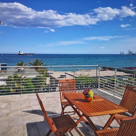 Appartamento Deluxe Con Terrazza Sul Mare سافونا المظهر الخارجي الصورة